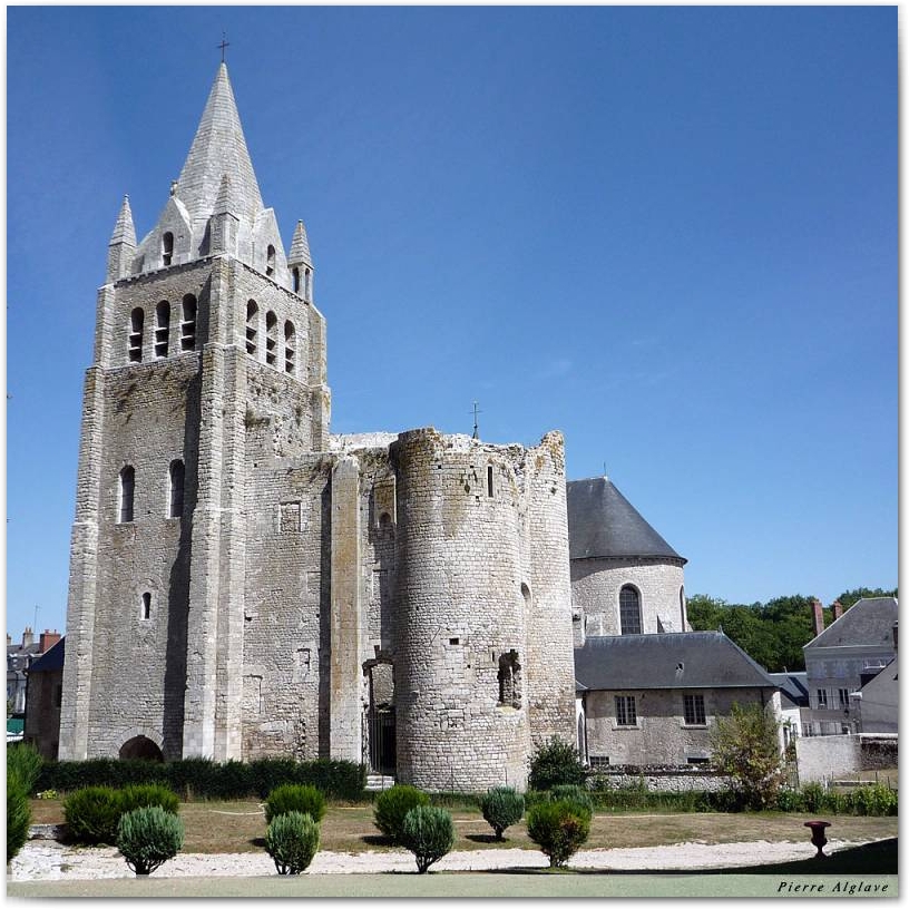Collégiale Saint-Liphard