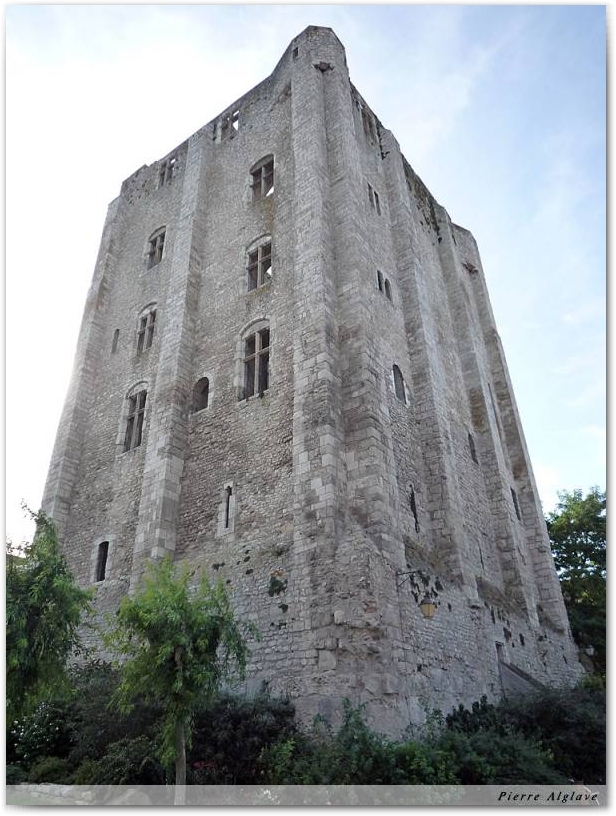 Le donjon ou Tour César