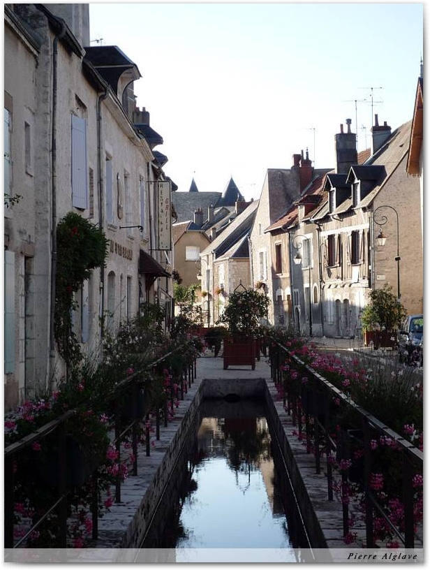 Dans les rues