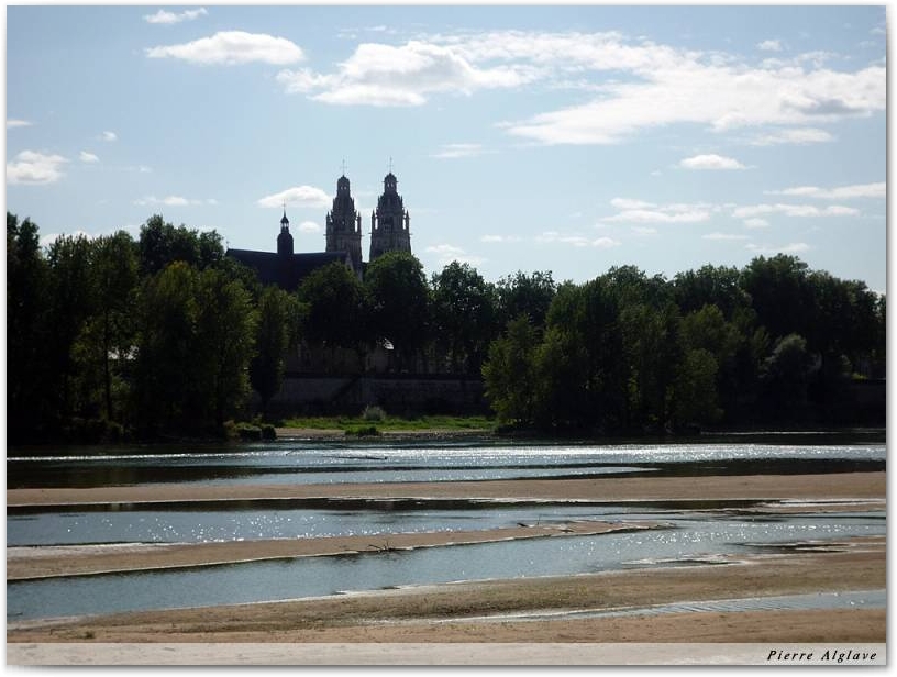 Arrivée sur Tours