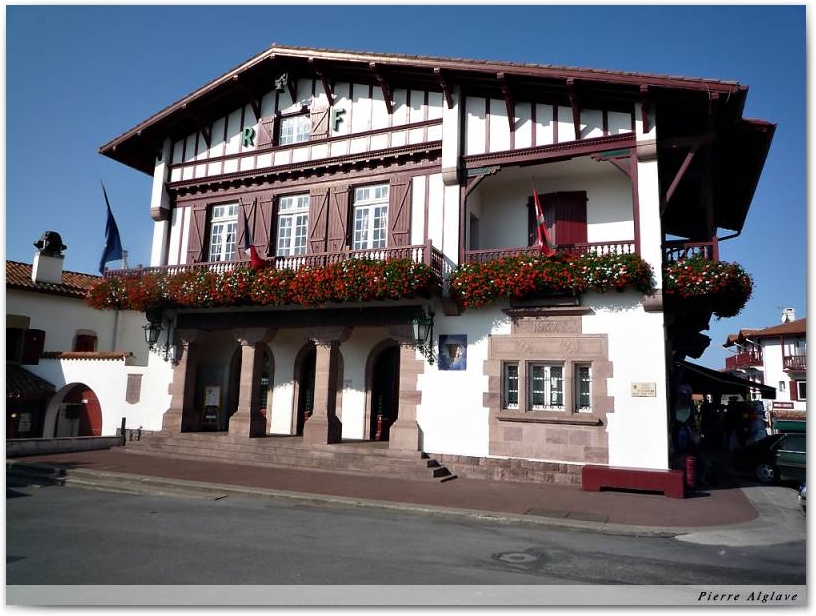 Bidart, la mairie