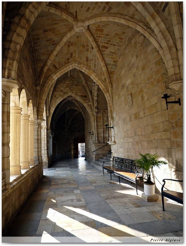 Le cloître
