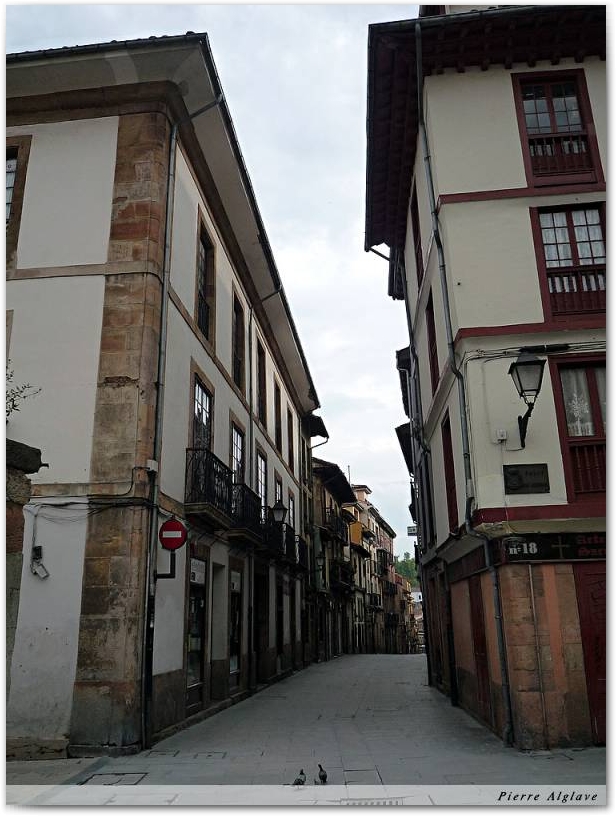 Ruelles