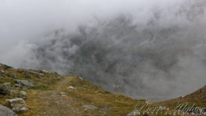 Descente dans la brume