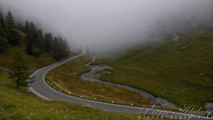 Descente dans la brume