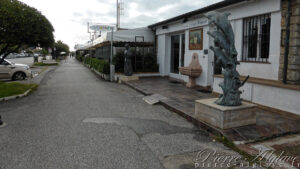 Une galerie d'art à Marina di Massa