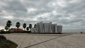 Sculpture de Pino Castagna, sur la place Bad Kissingen à Marina di Massa