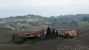 En Chemin sur la Via Francigena