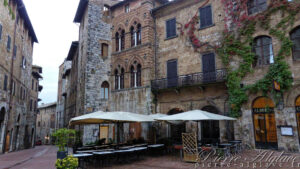San Gimignano au petit matin