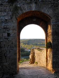 Une porte des remparts de Monteriggioni
