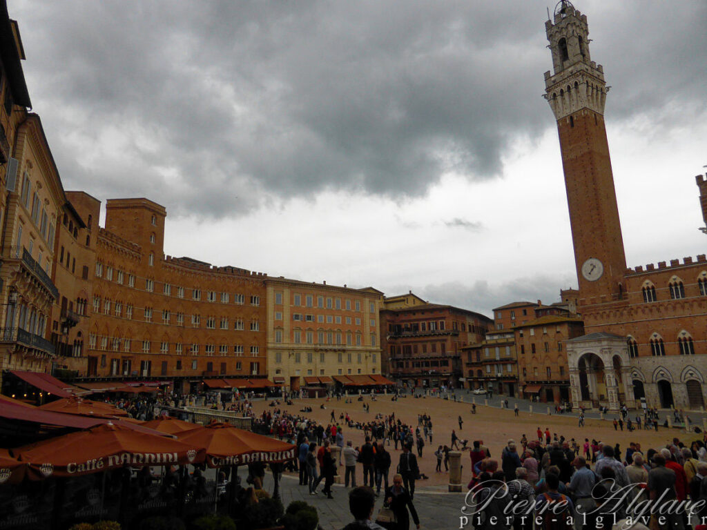 Sienne : Piazza del Campo
