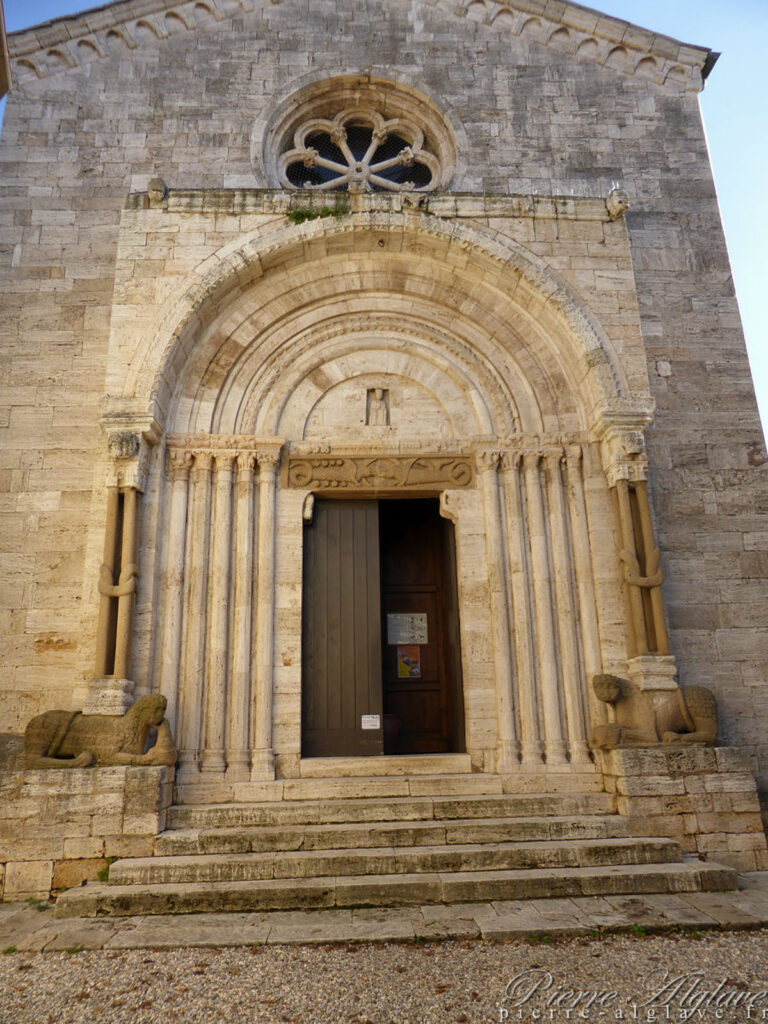 San Quiricho d’Orcia: collegiata dei Santi Quirico e Giulitta