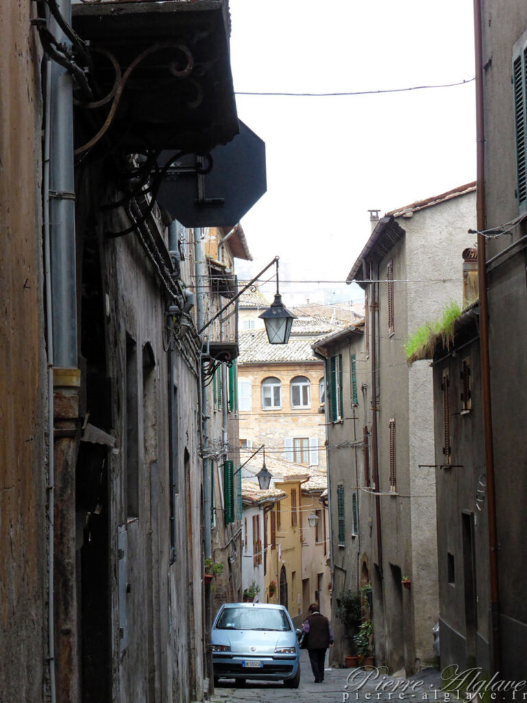 Petit tour matinal dans Acquapendente