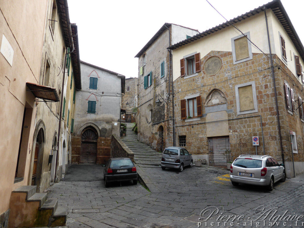 Petit tour matinal dans Acquapendente