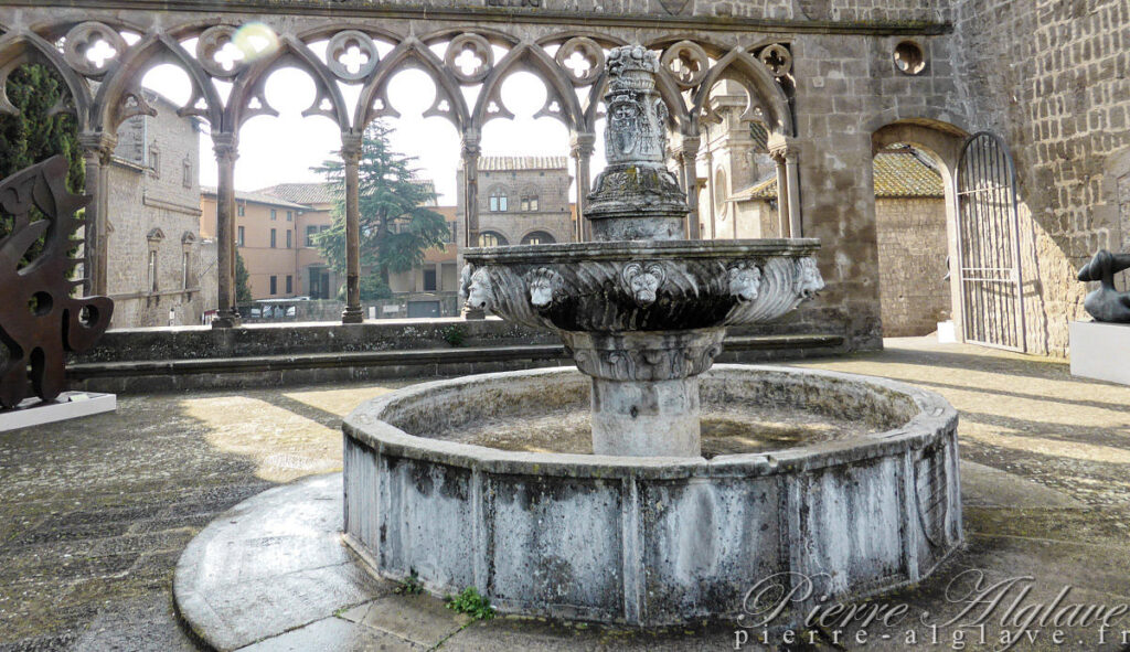 Le Palais des Papes - Viterbo