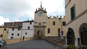 Capranica - La porte du Pont de l'Horloge