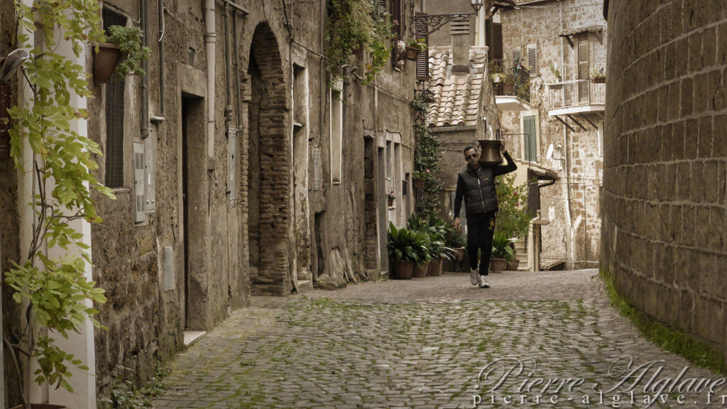 Dans les rues de Sutri