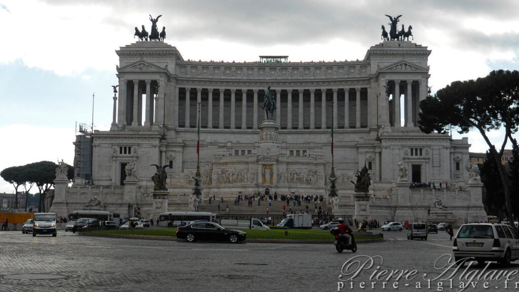Monument à Victor Emmanuel II