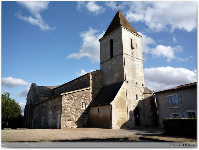 L\'église de Saint-Sauvant